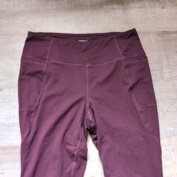 Torrid Pants Womens 1X Burgundy Purple Leggings Rayon Nylon Blend Stretch - Picture 7 of 7